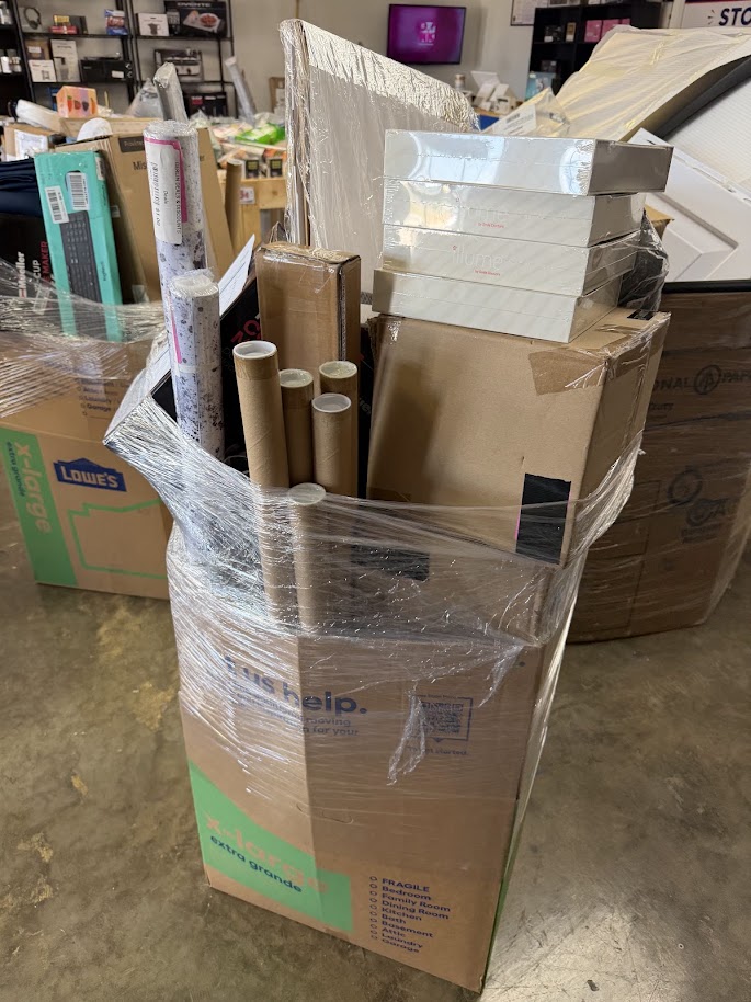 Mixed Overstock Pallet photo 3